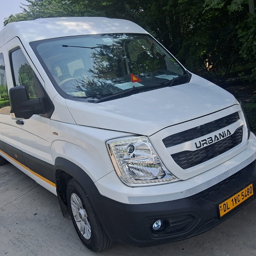 12 Seater Tempo Traveller